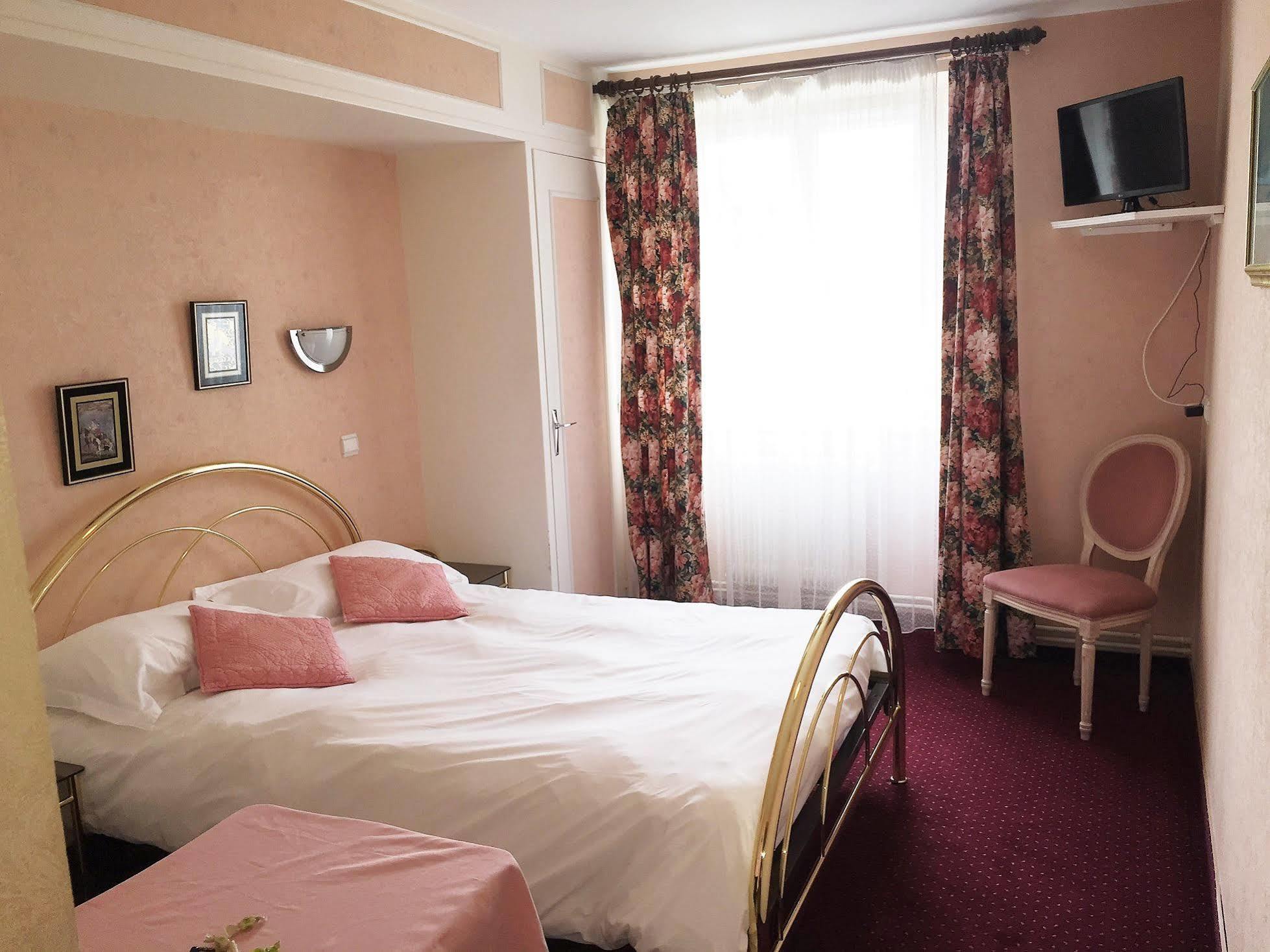 Hotel Le Rocher Blanc Альбаре-Сент-Марі Екстер'єр фото
